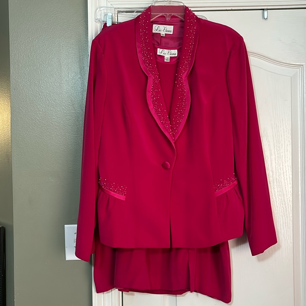 Gorgeous, Gorgeous Pink Liz Elana three 3️⃣ 
Piece Suit